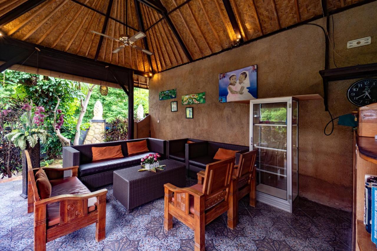 Sedok Jineng Villa by WizZeLa Lembongan Exterior foto