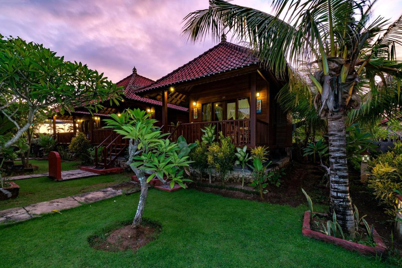Sedok Jineng Villa by WizZeLa Lembongan Exterior foto