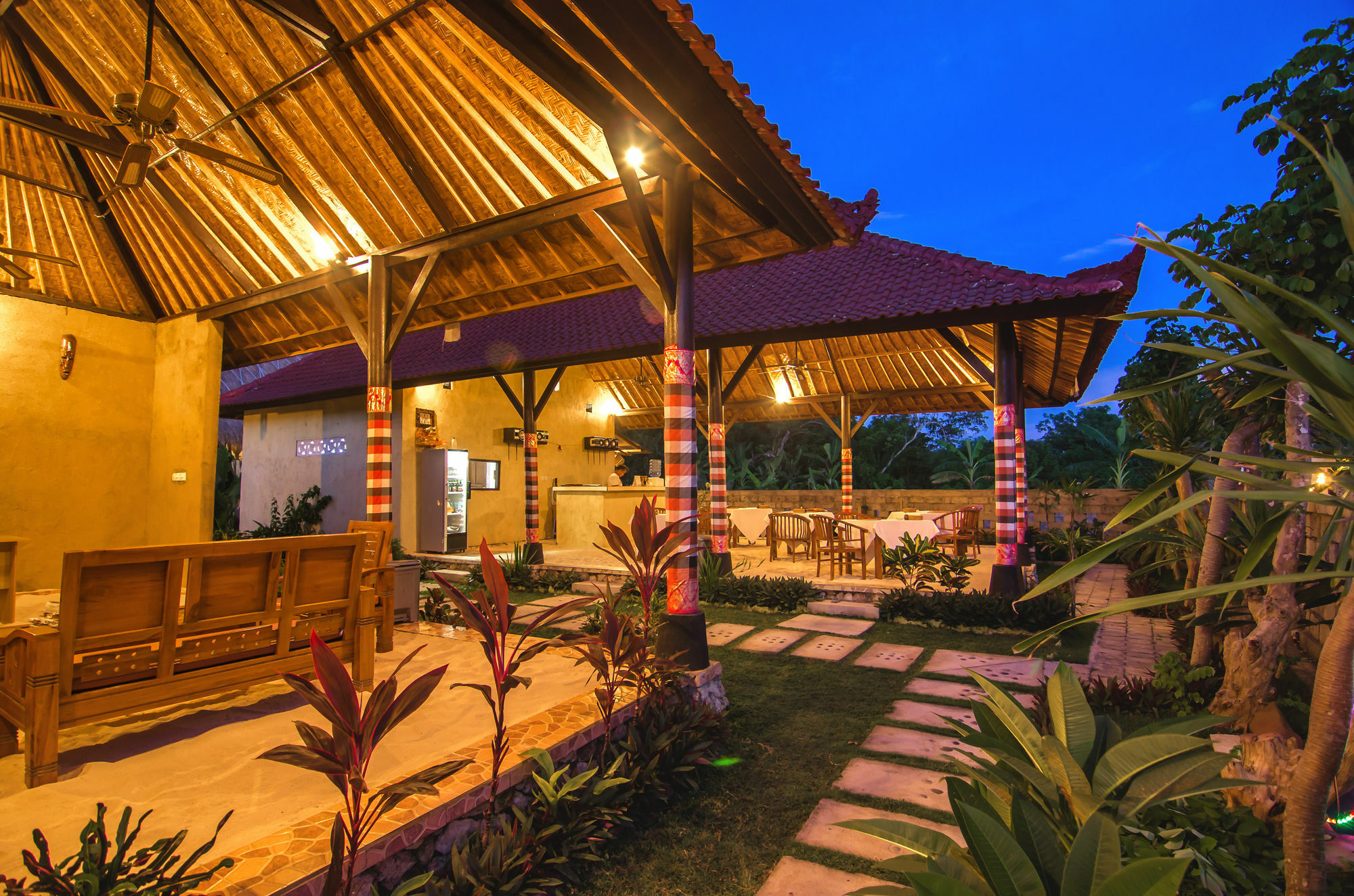 Sedok Jineng Villa by WizZeLa Lembongan Exterior foto